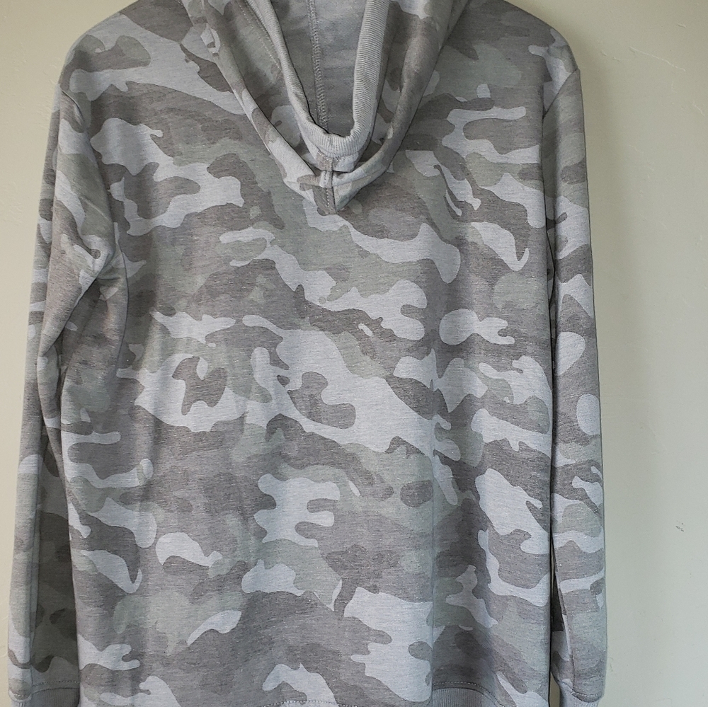 Jane & Delancey camo sweatshirt blueish grayish M hoodie - Picture 2 of 5